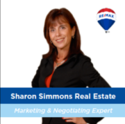 Sharon Moves\'Em